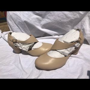 Dark bone comfortview women’s shoes new